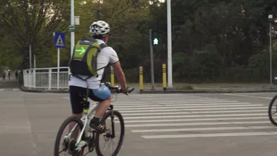 حقيبة ظهر مزودة بإضاءة LED من Ridge