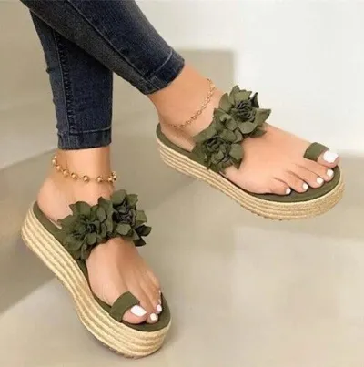 Korean style red women's sandals with straw trifle sole