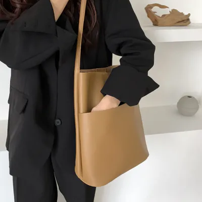 حقيبة كتف بسيطة