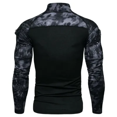 Camouflage panel zipper T-shirt