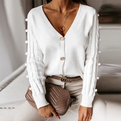 Single-breasted V-neck sweater