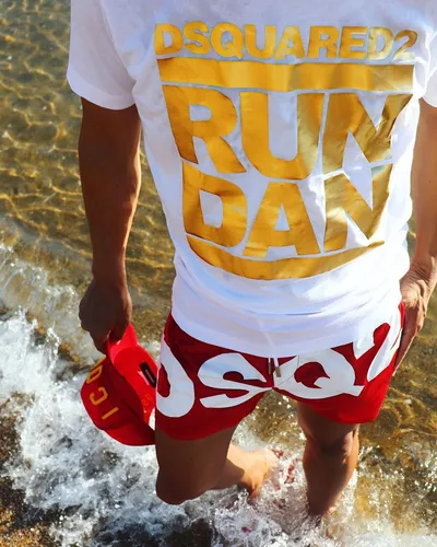 Sweat-absorbent and quick-drying three-point shorts