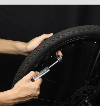 Aluminum bicycle pump