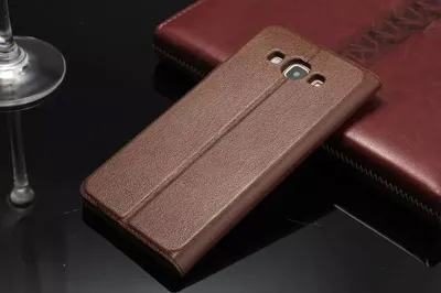 Clamshell leather phone protective leather case