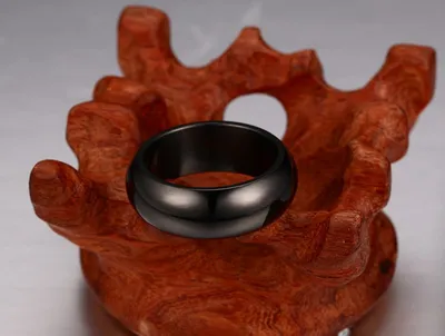 Light body titanium steel ring