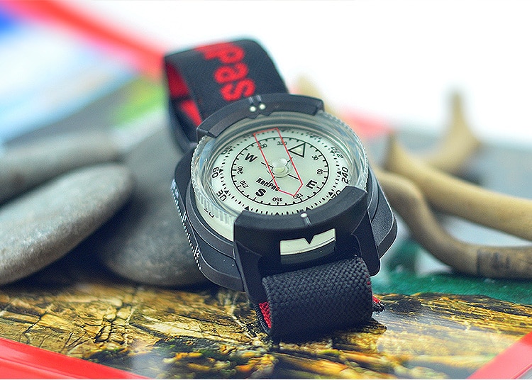 Watch style outdoor sports compass