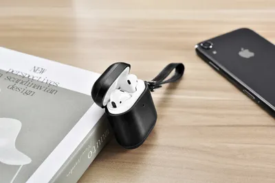 Headphone box