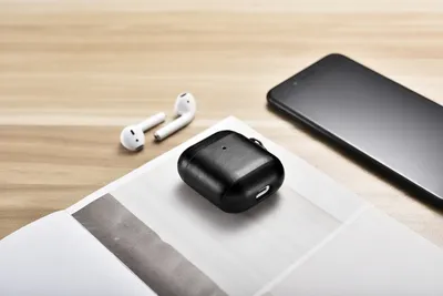 Headphone box
