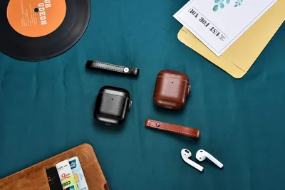 Headphone box