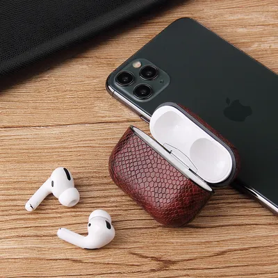 Compatible with Apple, Headphone cover with leather tide Bluetooth headset shell