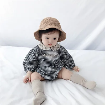 رومبر بأكمام طويلة بأكمام مربعة للأطفال