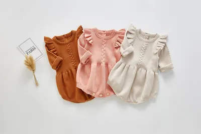 Small flying sleeve knitted baby one piece clothes