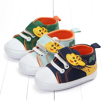 Baby shoes with giraffe pattern Small non-slip toddler shoes