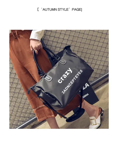 Large-capacity fitness sports bag