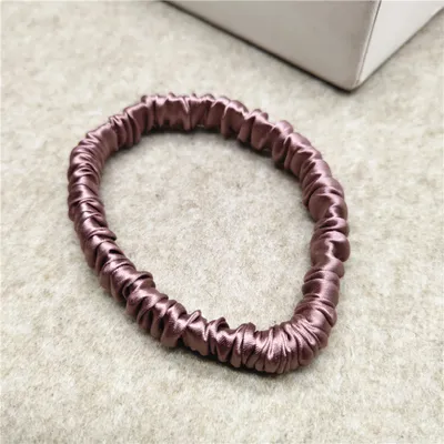 ربطة شعر حريرية سلسة
