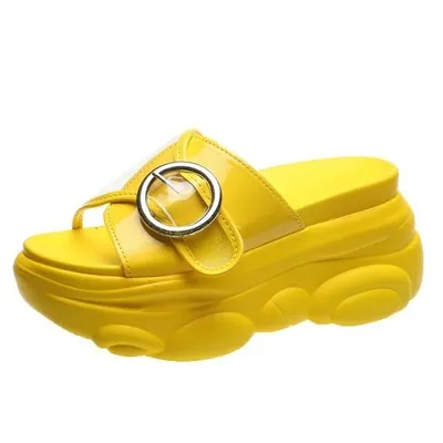 Women's sandals and slippers