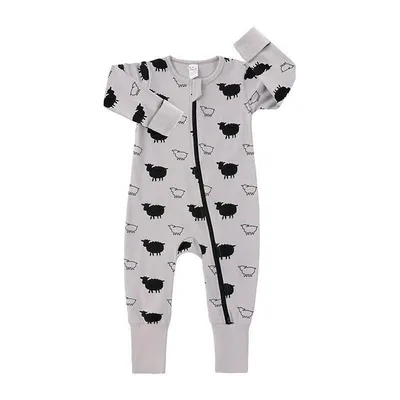Spring and Autumn  baby onesie cotton neonatal new