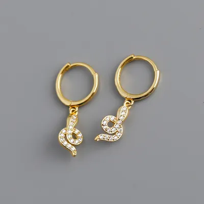 earrings light luxury