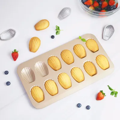 Thick Bakeware Non-stick Coating Shell Cake Mold 12 With Golden Madeleine Mold Biscuit Snack Mold
