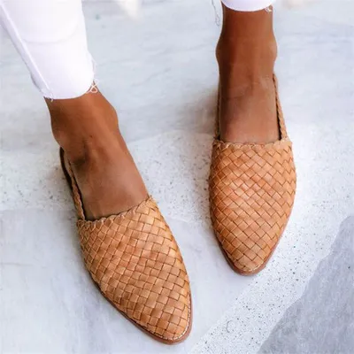 European And American Baotou Flat Sandals With Buckle