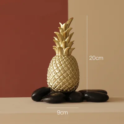 Nordic Light Luxury Living Room Golden Resin Craft Decoration