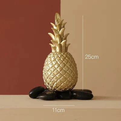 Nordic Light Luxury Living Room Golden Resin Craft Decoration