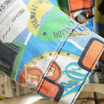 Men's Graffiti Camouflage Color Denim Jacket Plus Size