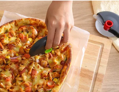 Round Roller Pizza Cutter With Protective Cover Removable And Washable Stainless Steel Cutter Kitchen Tool