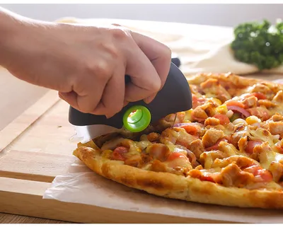 Round Roller Pizza Cutter With Protective Cover Removable And Washable Stainless Steel Cutter Kitchen Tool