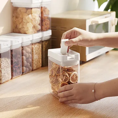 Kitchen Japanese Food Sealed Cans Plastic Transparent Moisture-proof Refrigerator Storage Box Whole Grains Square Storage Cans