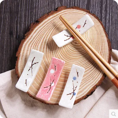 Japanese Style Plum Blossom Chopstick Holder Chopstick Pillow Ceramic Chopstick Holder Creative Kitchen Supplies Household Chopsticks Drag Chopstick Holder