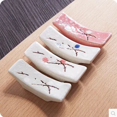 Japanese Style Plum Blossom Chopstick Holder Chopstick Pillow Ceramic Chopstick Holder Creative Kitchen Supplies Household Chopsticks Drag Chopstick Holder
