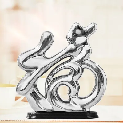 European Creative Ceramics Ornament Home Decoration Crafts TV Cabinet Office Statues