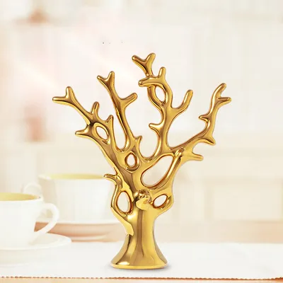 European Creative Ceramics Ornament Home Decoration Crafts TV Cabinet Office Statues