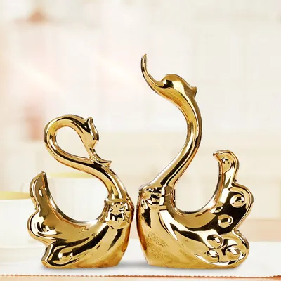 European Creative Ceramics Ornament Home Decoration Crafts TV Cabinet Office Statues