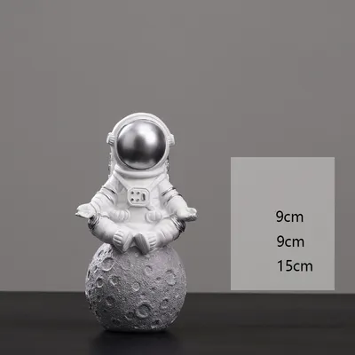 Creative Astronauts Crafts Resin Decoration Coffee Shop Music Bar Cabinet Soft Decorations