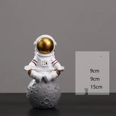 Creative Astronauts Crafts Resin Decoration Coffee Shop Music Bar Cabinet Soft Decorations
