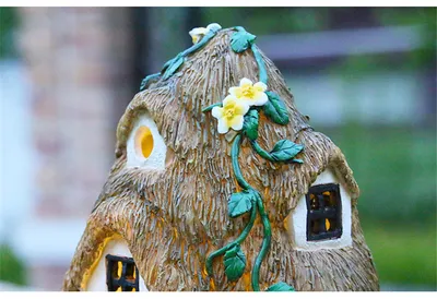 Garden Decoration Solar Light-emitting Sculpture Balcony Courtyard Decor Handmade Crafts Hangable Cartoon Small House Sculpture