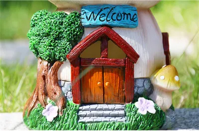 Garden Decoration Solar Light-emitting Sculpture Balcony Courtyard Decor Handmade Crafts Hangable Cartoon Small House Sculpture