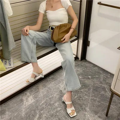 High-heeled chunky heel sandals