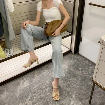 High-heeled chunky heel sandals