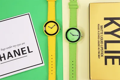 Large dial female model quartz watch