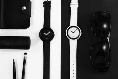 Large dial female model quartz watch