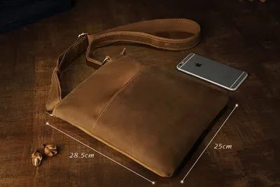 Men's leather shoulder messenger bag