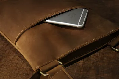 Men's leather shoulder messenger bag