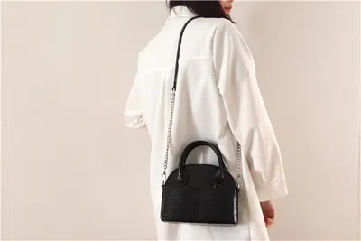 Fashion one-shoulder diagonal bag