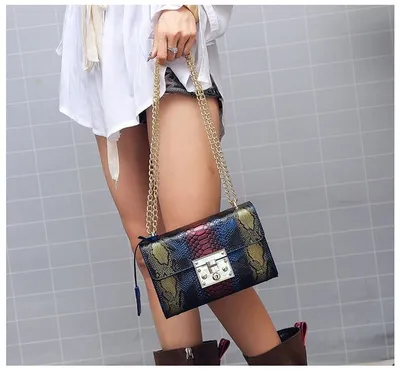 Lock chain small square bag