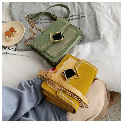 Slung shoulder bag