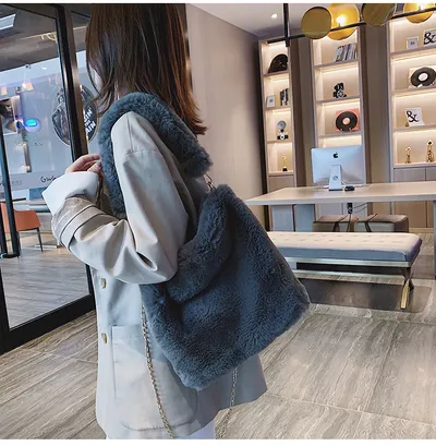 Plush women bag handbag
