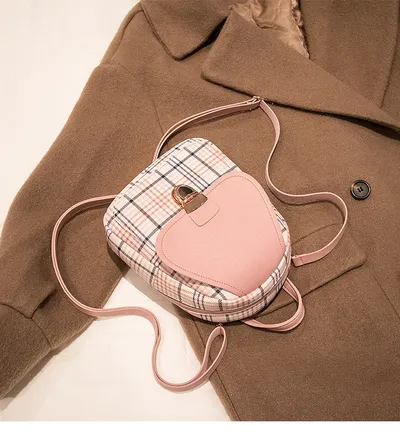 One shoulder diagonal phone bag